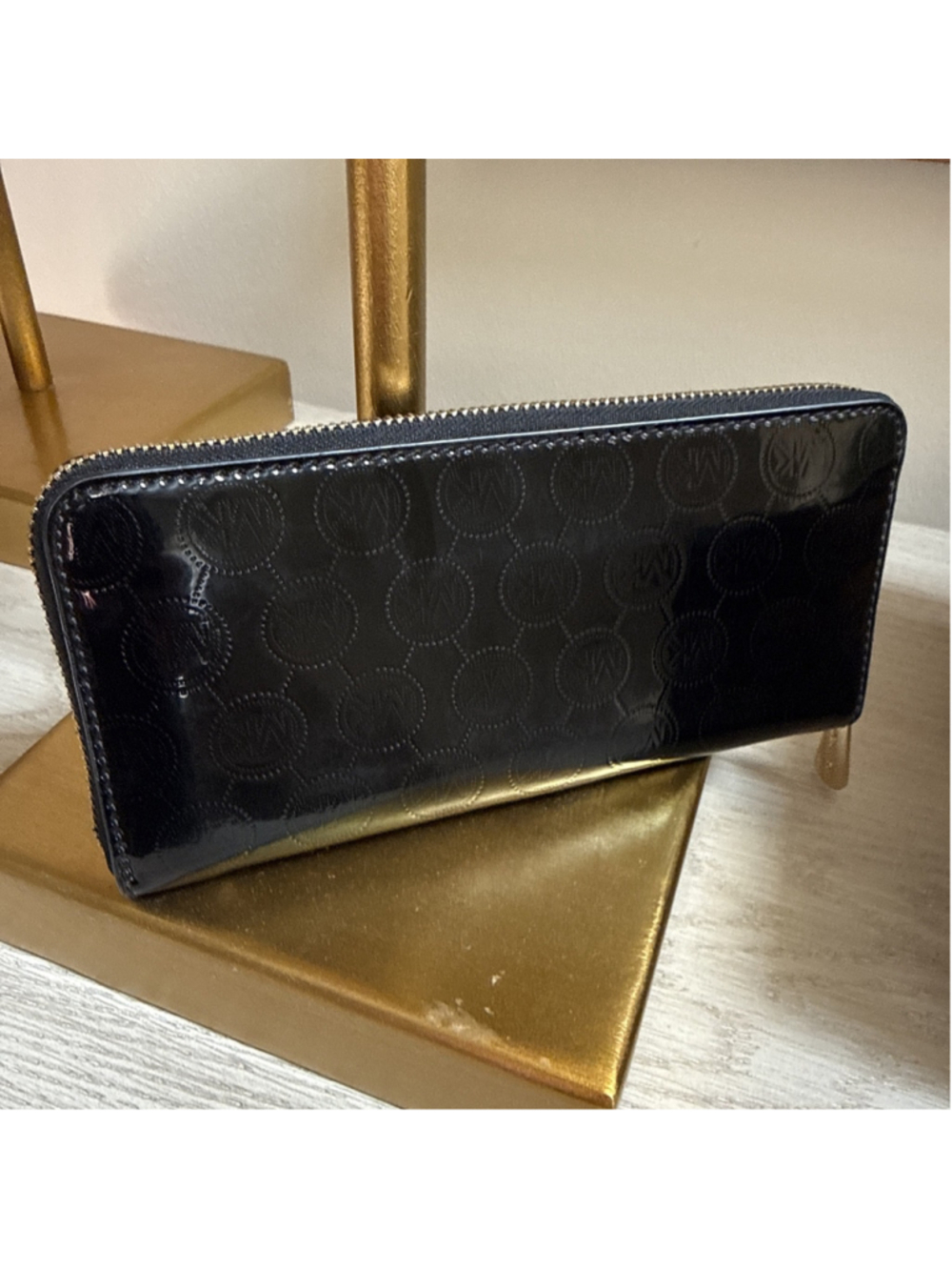Michael Kors Jet Set Continental Black Patent Leather Wallet Zip Around NWOT - Picture 4 of 8